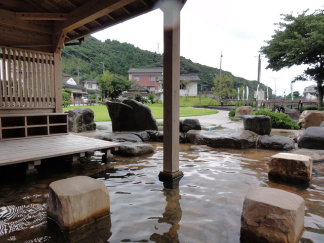 ���c����