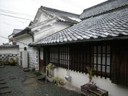 Ƃ̂P̖kHƁELOق̓eʐ^1