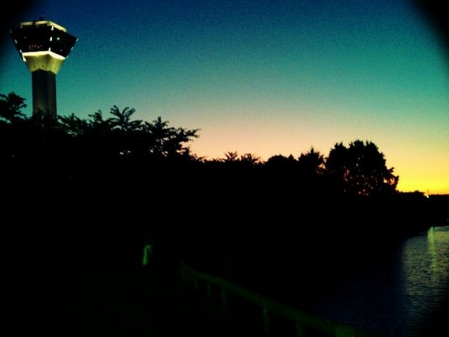 �ܗŊs����