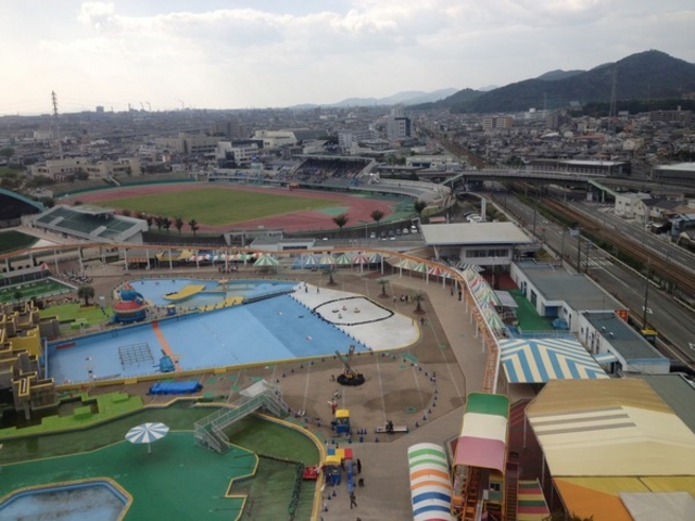 手柄山中央公園