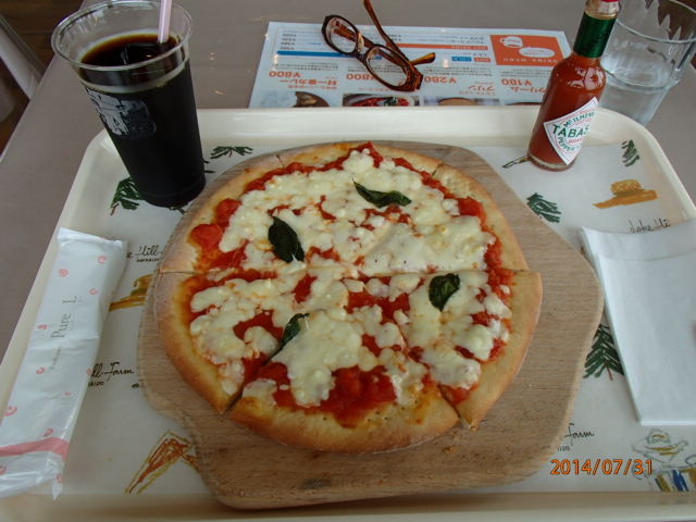 WF[g̎ʐ^êō̓sUɂ܂Bgg̃`[YōłI_[Nqt@[