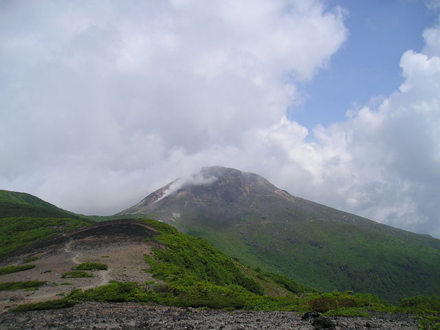 �쌎�R�Ɍ������r������U��Ԃ������P�x_�쌎�R