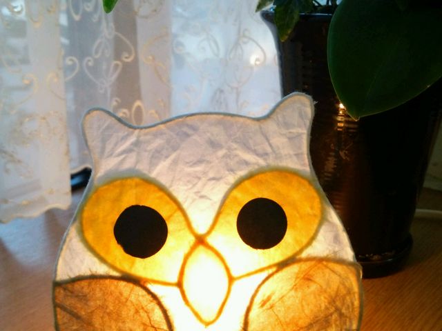 �����͂����łЂƋx�݁�
�m���̃R�[�i�[�ɂ��A�������܂��ˁB_���胉�C�g���� PaperMoon