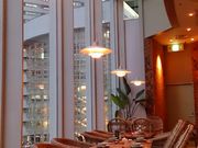 肳̃RTC oC `FfBA̓eʐ^1