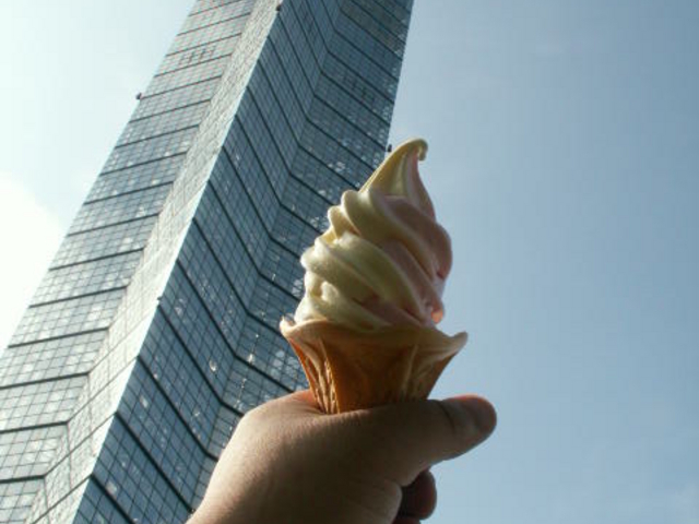 ���O�̔��̃o�o�w���\�t�g�N���[�����I�X�X���ł��B_���̉w �������` �|�[�g�^���[�E�Z���I��