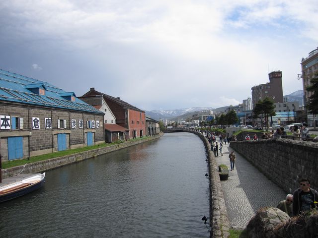 2016�N5���S���B�e�j�u���M�^�́v�����̐Α��q�ɌQ_�^�͂ƐΑ��q�ɌQ