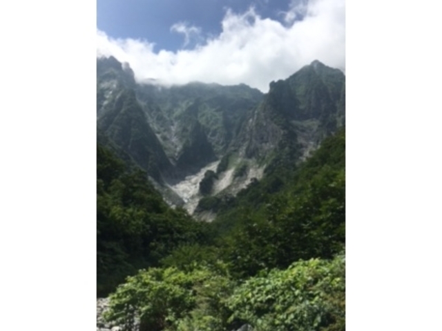 �R��������āA�ˑR������i�I_��m�q��