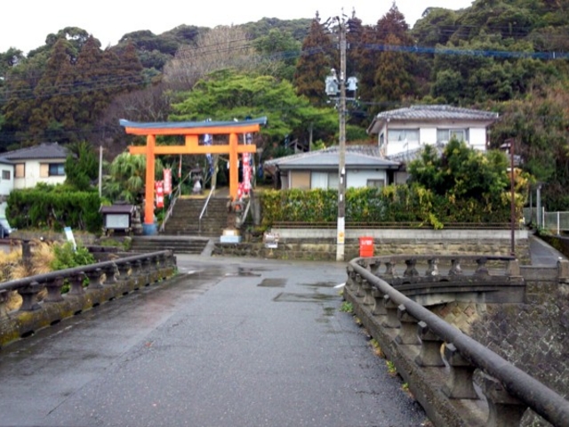 �x�싴�͐_�Ђ̎Q�������˂�_�x��^��