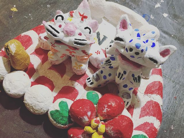 �F�͔��h�肵�Ė͗l�����܂����I_Laboratorio dal mare