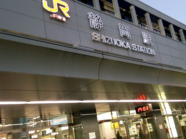 �j�b�|�������^�J�[_�j�b�|�������^�J�[  �É��w����X