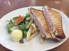 CR[q[Vbv ߔe`X̎ʐ^1