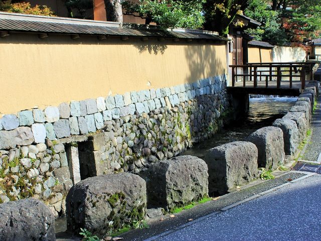 �������Ɖ��~��