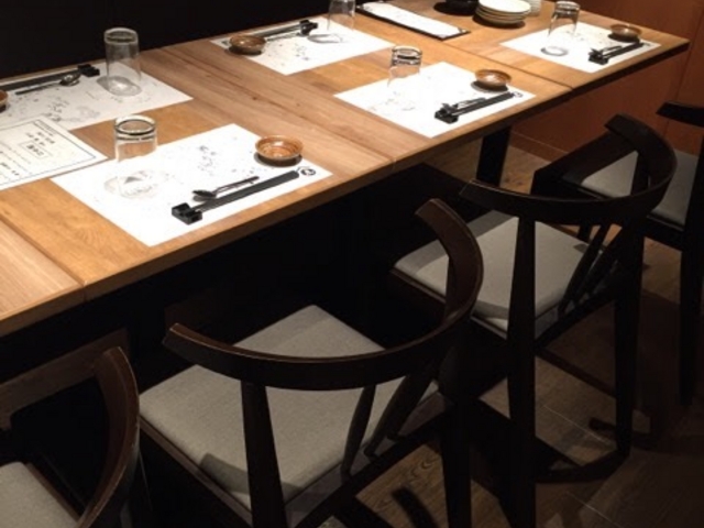 e[uȂ𒆐SƂĂ܂_՘AV dFX