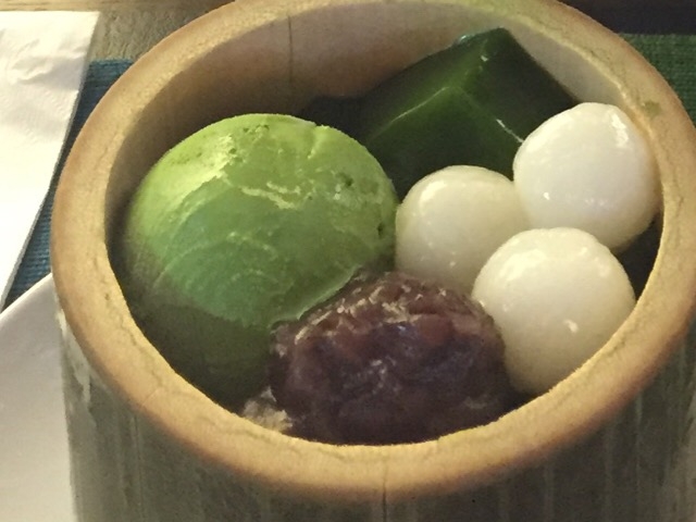 �|�̓��ɓ����������p�t�F_�������g�{�X