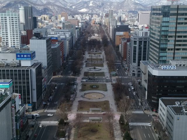 �e���r������̑�ʂ����_�����ۂ�e���r��