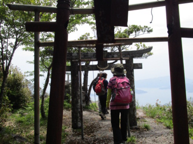 ���������R��_��⦊x