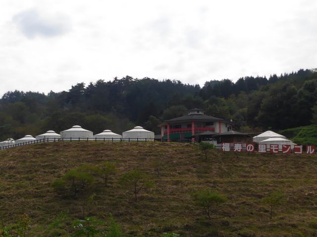 �Q���ɔ��܂�܂��B_���̉w ���색�E�t�H�[�������̗�