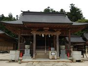 �O�����l����̐m�ǐ_�Ђ̓��e�ʐ^3