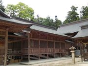 �O�����l����̐m�ǐ_�Ђ̓��e�ʐ^4