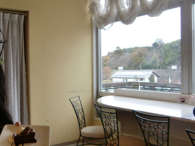 gtHgt[̂悤ɕF̒_ELSOL