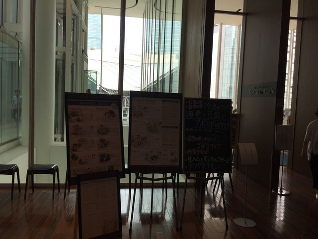 �f�U�[�g���j���[�L�x�ł��B_�O�����J�t�F The Grand Cafe �q���g���v���U�E�G�X�g