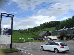 ނ̎ԎRXJCvUւ̓eʐ^1