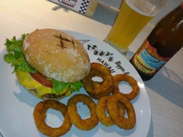 no[K[_TEDDY'S BIGGER BURGERS h\QX