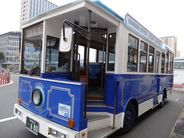 �ʏ�̎ԑ̂ł�_�J�S�V�}�V�e�B�r���[