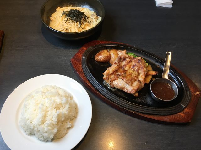 ~bVF̔nԓ쓇C^[X̓eʐ^3