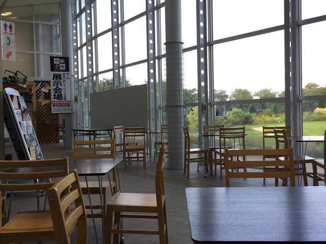 �ٓ�������̋x�e�X�y�[�X_���܂ˉԂ̋�