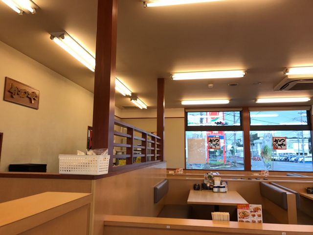 X_Ƃ񂩂EuvɓޓX