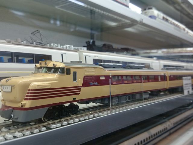 Ln81nuhbNłB_gCM[Ƃ񂩂&Ώ