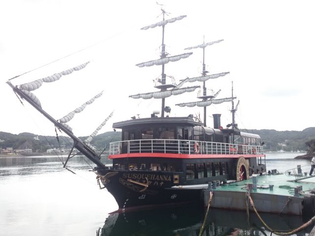 �V���D�̊O�ςł��B_�ɓ��N���[�Y