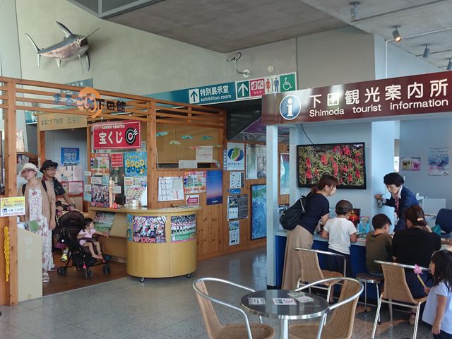 2Kɂ͊όē܂B_Jc݂Ȃ