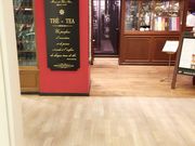 ܂̃}A[W t[ _˓X̓eʐ^1