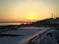 �����䂫����̓��̉w���݃O�����p�[�N�E���ݖ��o�^�[�~�i���E�R���L���G�ւ̓��e�ʐ^1