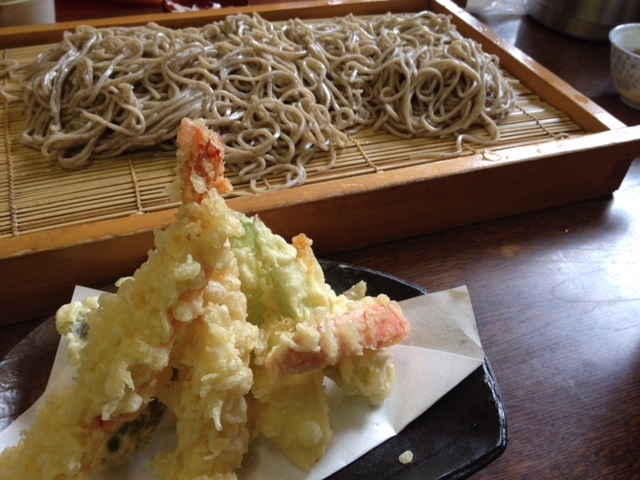 ̂ΏɂЂЂ邩ݓX̓eʐ^1