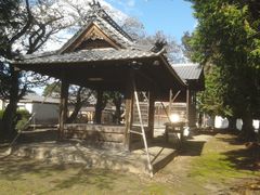 �T�r�L����̐_���Ђւ̓��e�ʐ^1