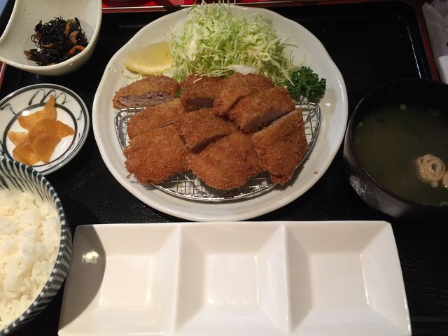 ʂ̓ؓ̃qJcH_Ƃ񂩂v