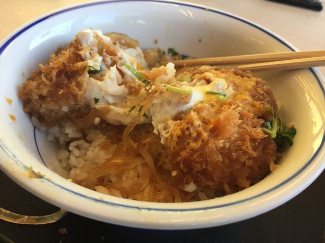 HדrŐ\ȂłBoĂ͌ڂŁAƂĂłIII_≪C^[X