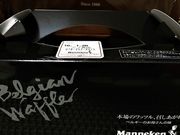 肳Manneken JROm{wX̓eʐ^3