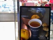 usaDEAN & DELUCA ROPPONGI̓eʐ^1