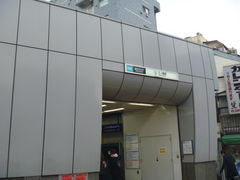 �g�V���[����̓������g������J���O�m�։w�ւ̓��e�ʐ^1