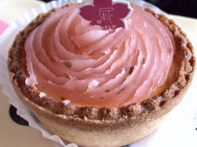 さくら_焼きたてチーズタルト専門店PABLO沖縄国際通り店