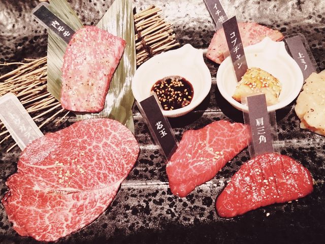 現代の髪型 ラブリー東京 駅 周辺 肉