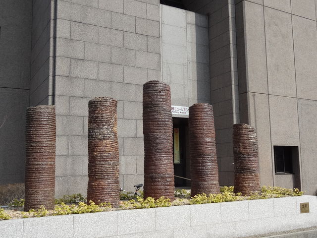 ~[WAʂɂIuWF
q̉ˁH_ixْjOsOă~[WA