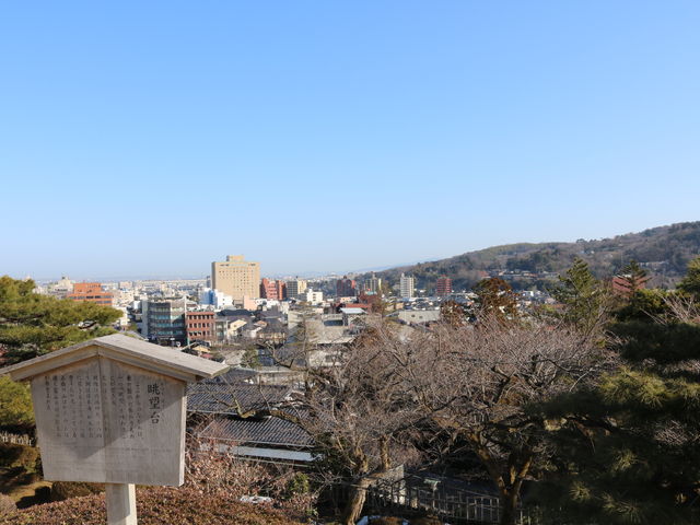 ���]��_���]��(���Z���j