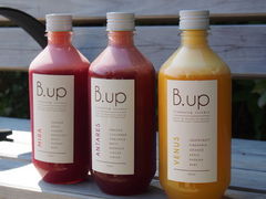 肳B.up Cleansing Juiceryւ̓eʐ^1