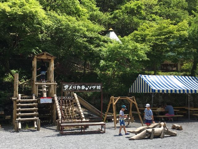 まずは子供用遊具_アメリカキャンプ村