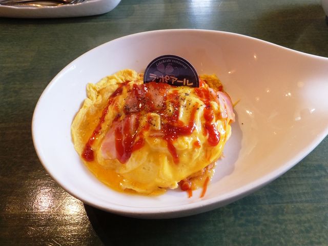 �����`�Z�b�g�F�I�ׂ郁�C�������A�F�P�`���b�v�Ɨ��̃I�����C�X_���|�A�[�� �����X